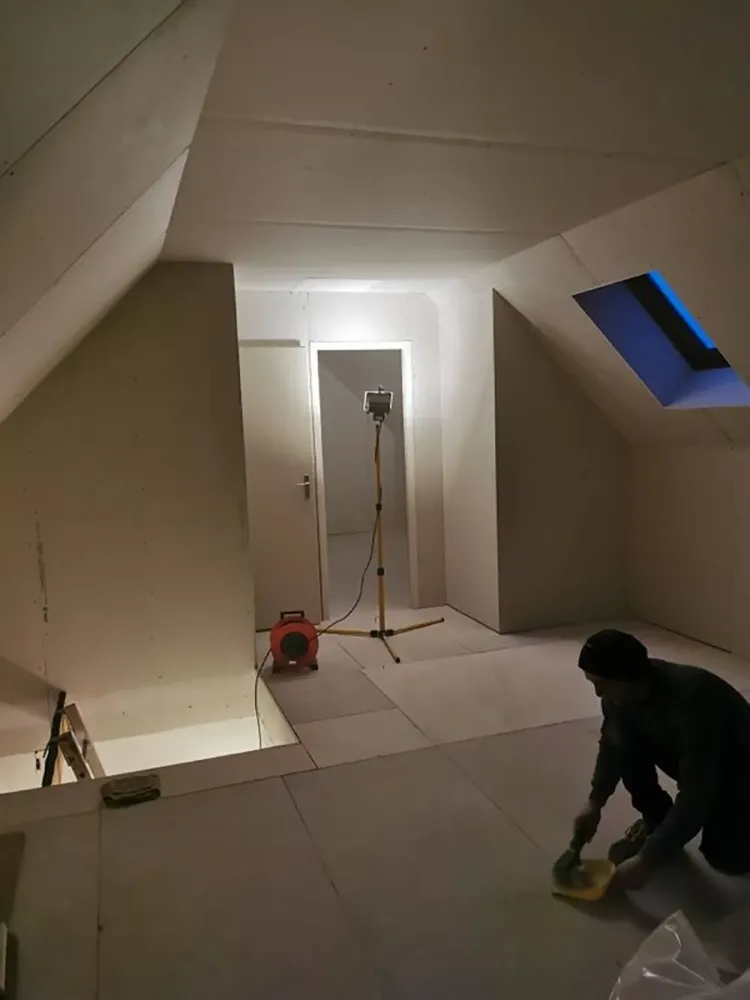 Revêtement intérieur et extérieur près de Seigy